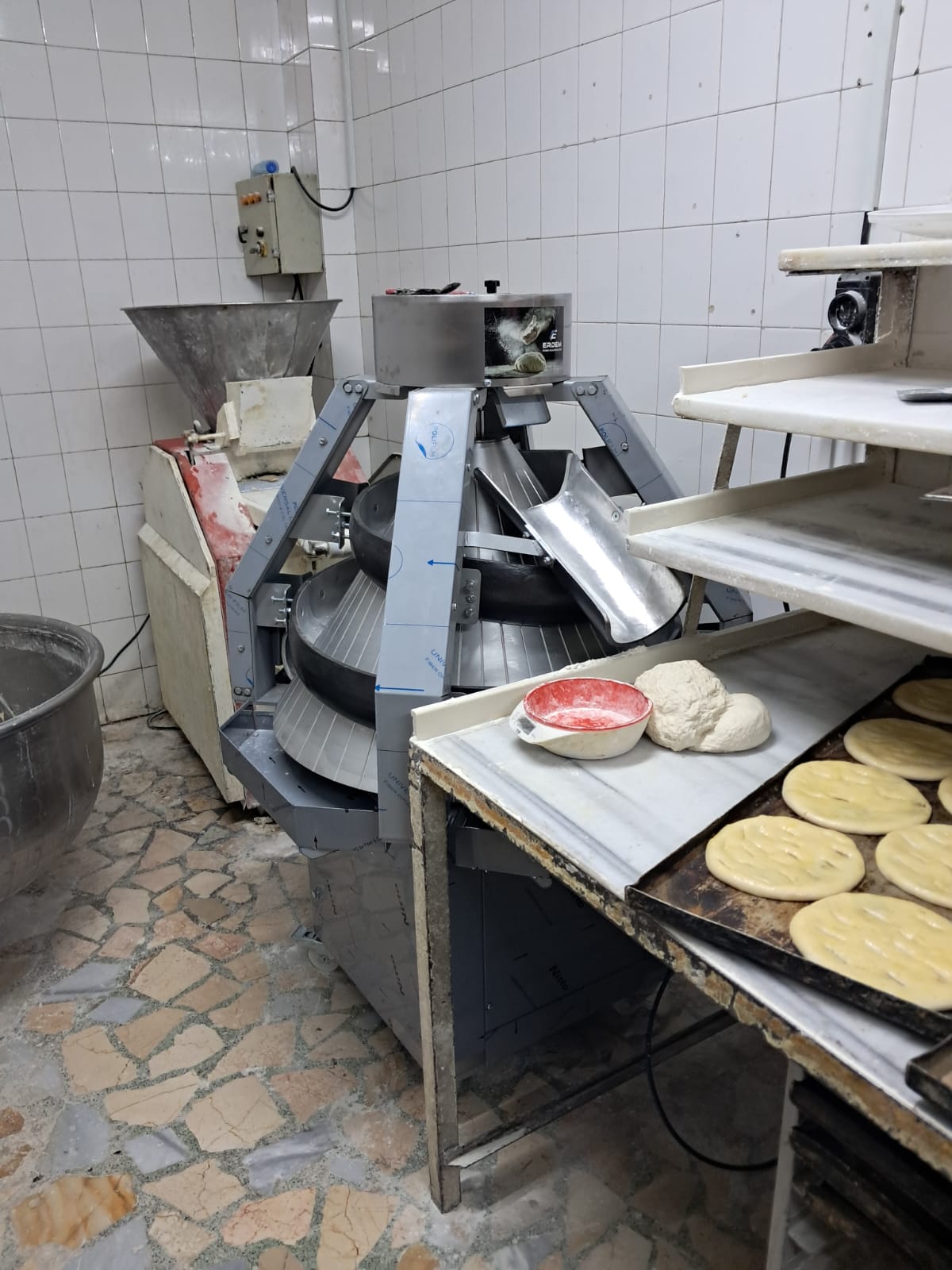 Metin Kamer - Huzur Ekmek Fırını / İstanbul 